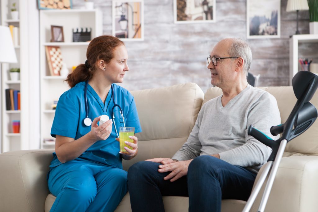 Quality Care for Seniors in Miami: What to Look for in a Home Health Agency